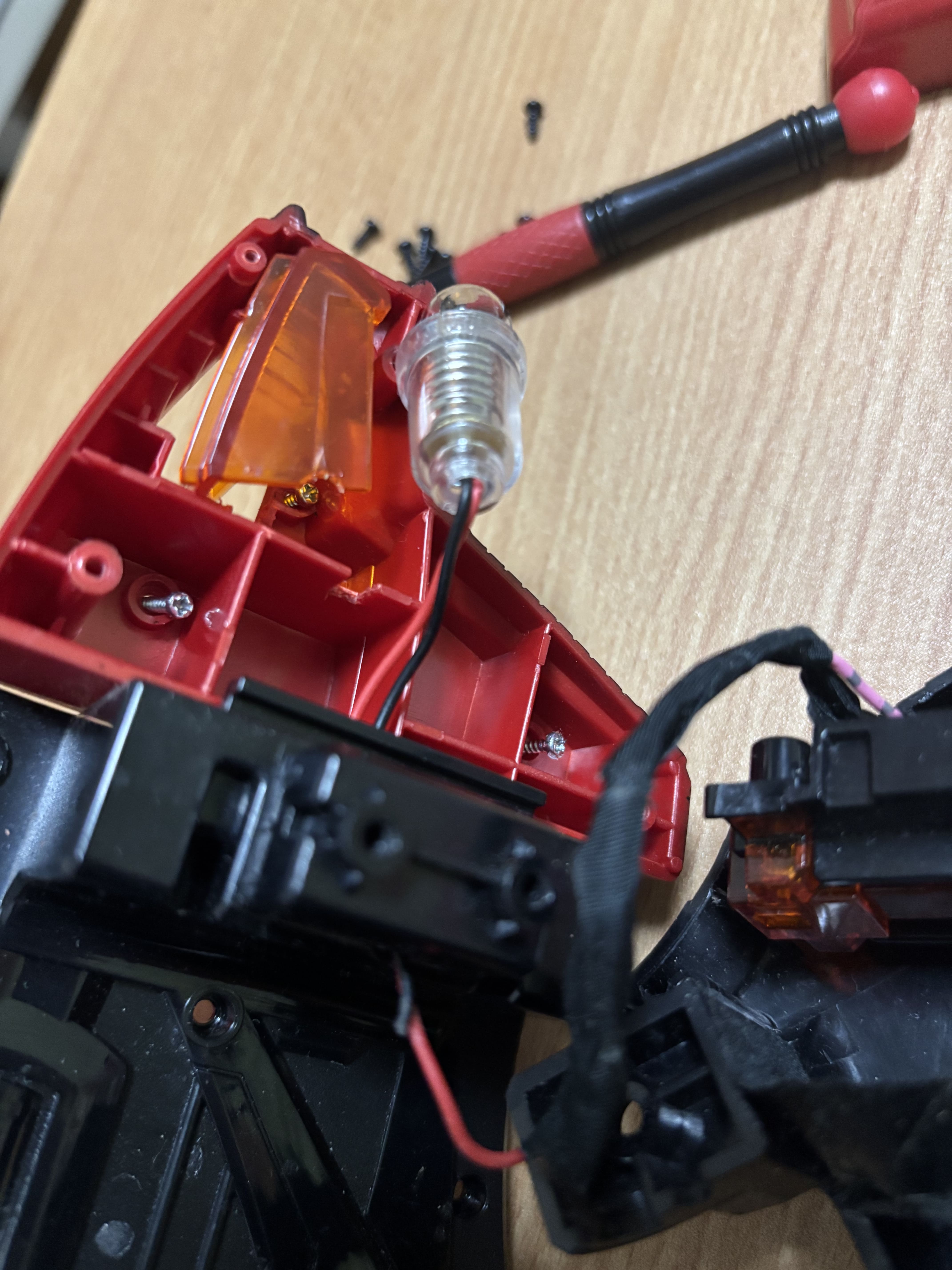 フロントランプにledを内蔵